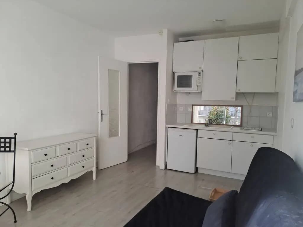 Vente studio 24,34 m² Paris 16E - Image 2
